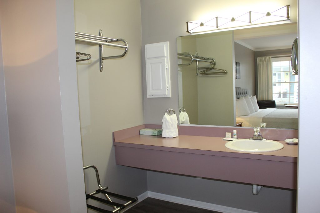 motel bathroom
